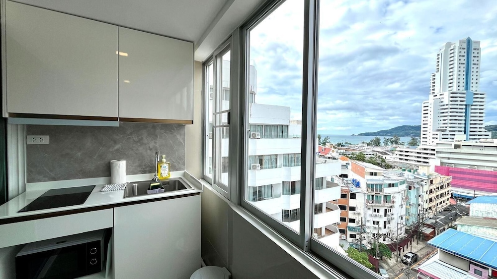 Heritage - Modern Studio Shared Pool, City Centre