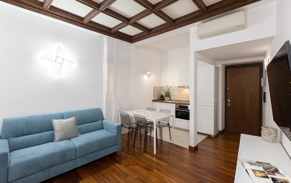 Vicolo Trevi Apartment