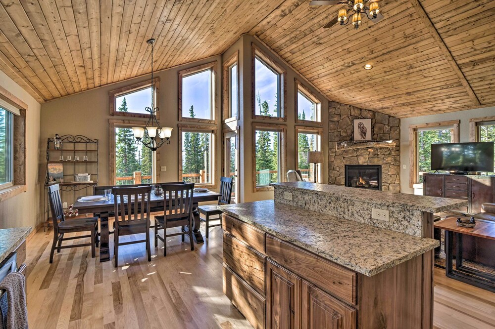 Fairplay Dream Escape: 27 Miles to Breckenridge!