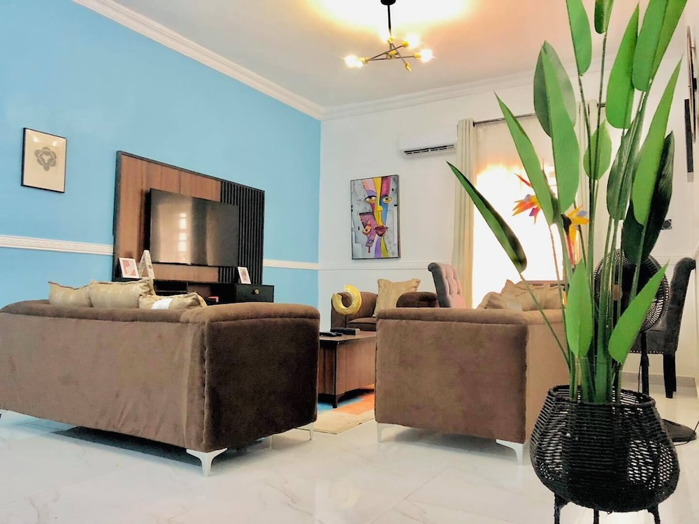 3Tee Serviced Apartment