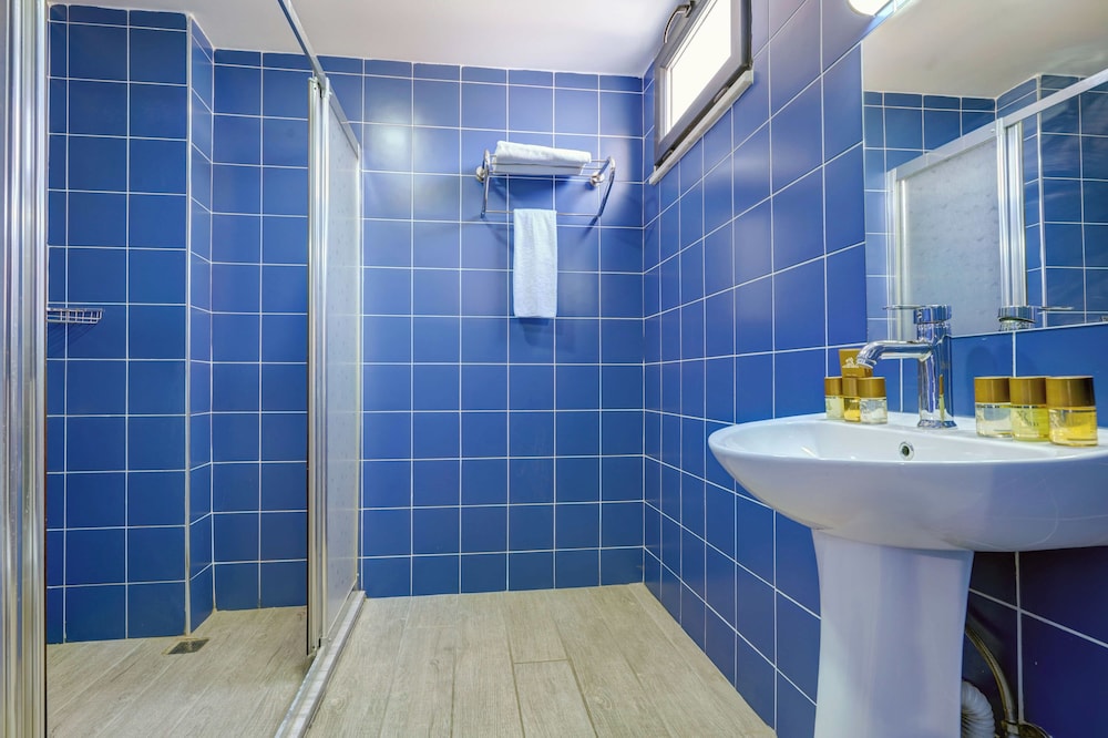 Avlion Hotel - Image 7