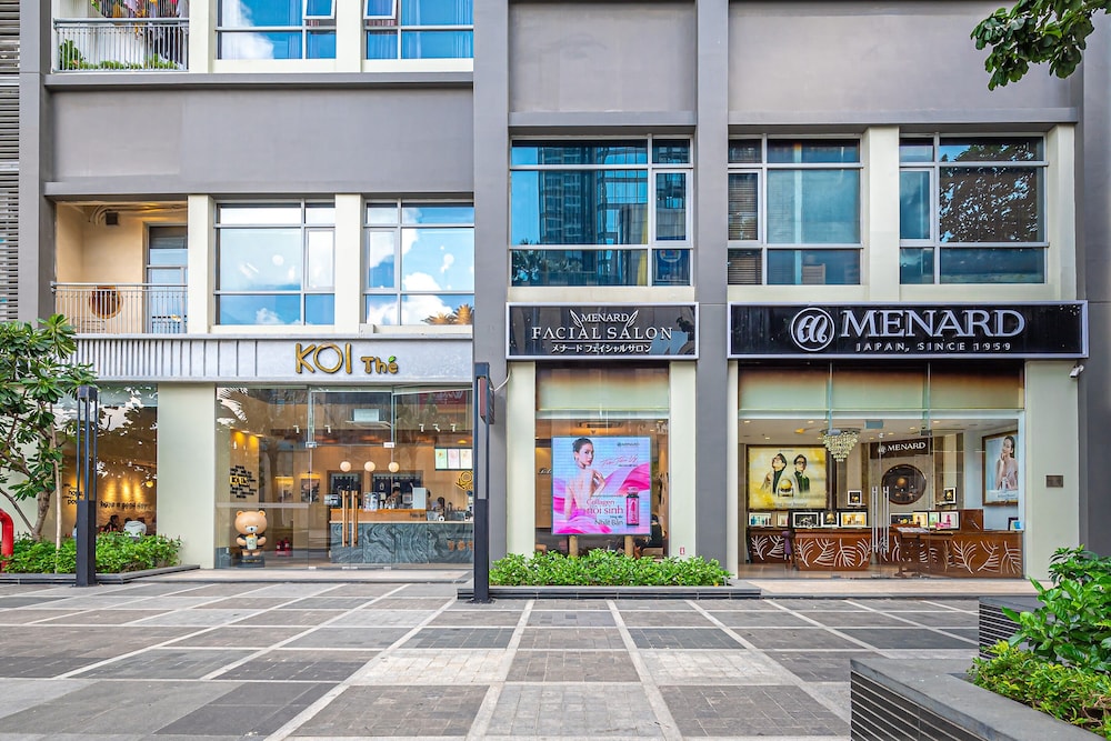 The Celavie Serviced Apartment Landmark
