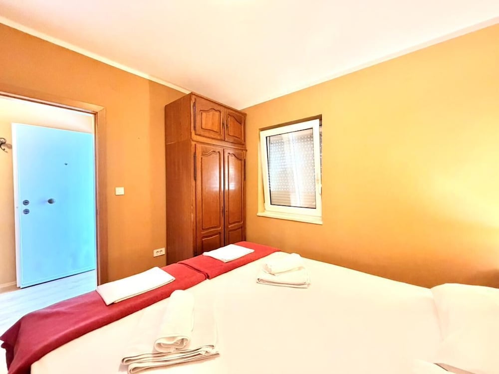 Beachfront Apartments Oaza 2