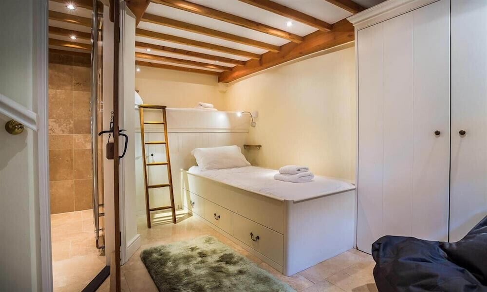 Ivy Cottage
