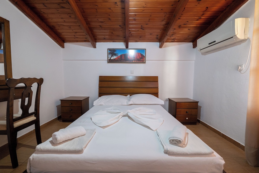 Apart Hotel Alex