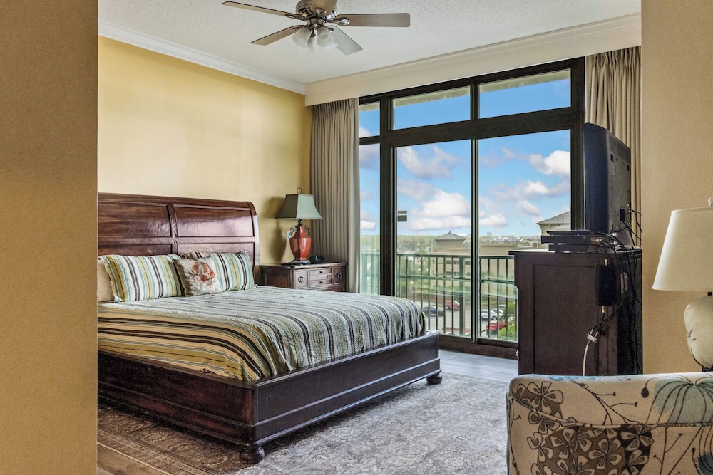 Phoenix West by Southern Vacation Rentals