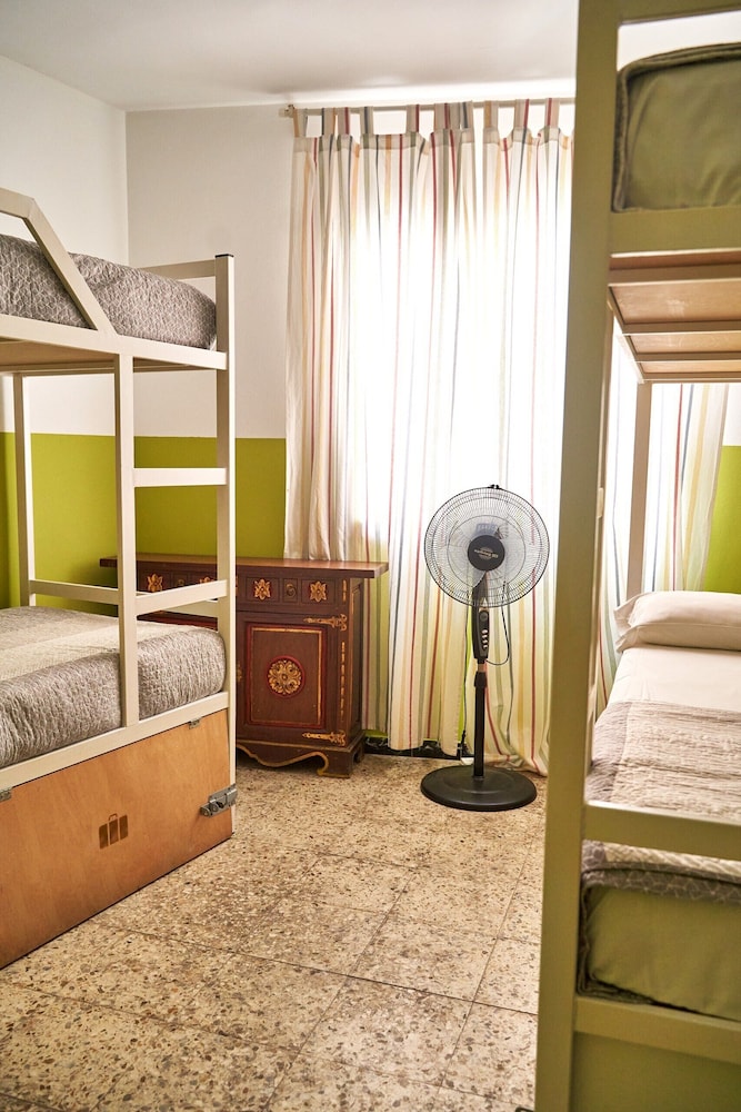 LOFT HOSTAL Group 47