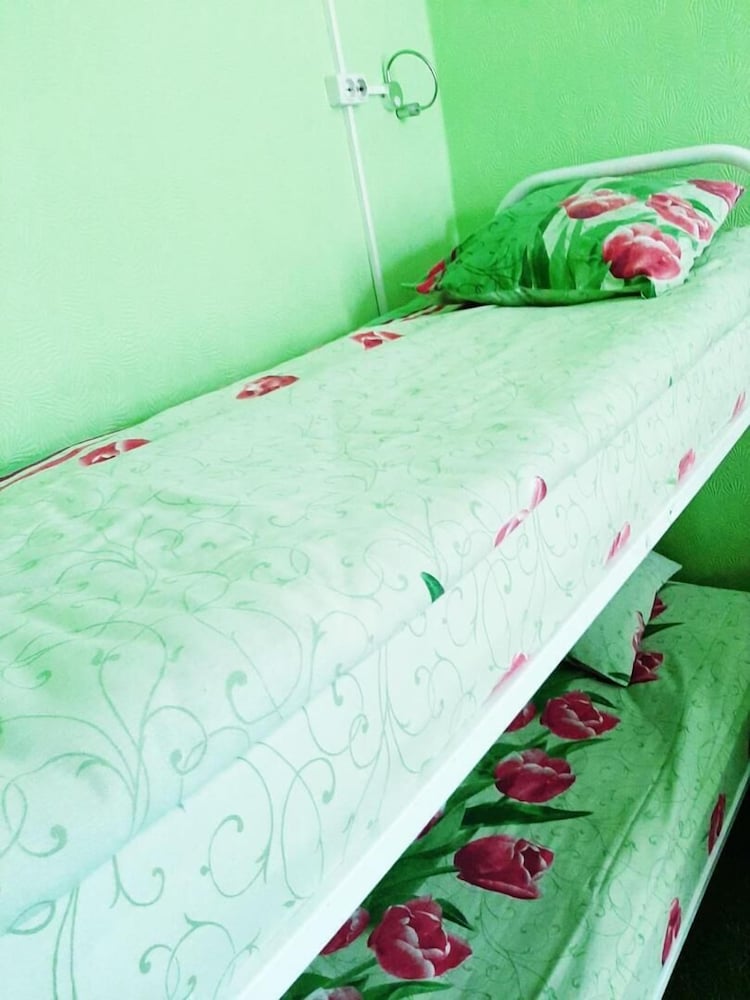 HotelHot Baumanskaya - Hostel