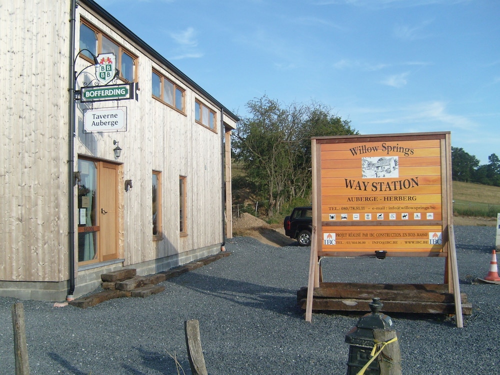 Hotel Willow Spring Way Station Bed & Breakfast - Image 1