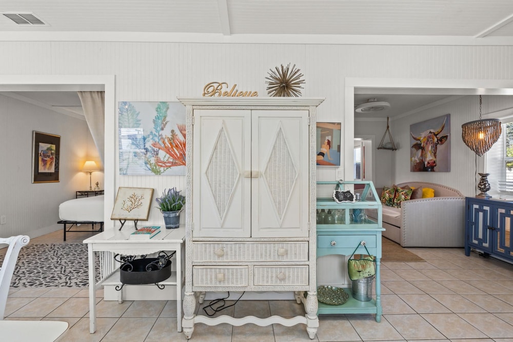 Beach House - Maple Leaf Relief by PHG