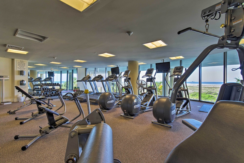 Dauphin Island Condo: Beach & Hot Tub Access!
