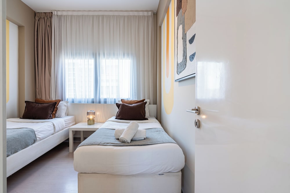 Local Host Living - Signature Apartments in Nicosia