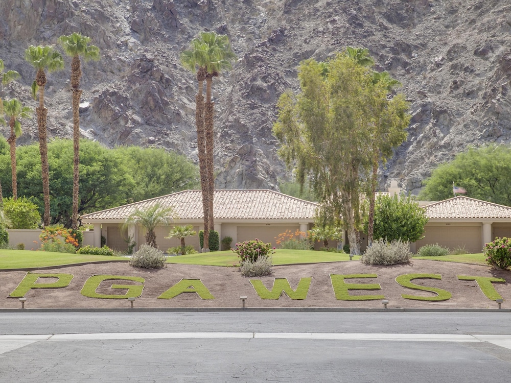 Mountain View Oasis at PGA West