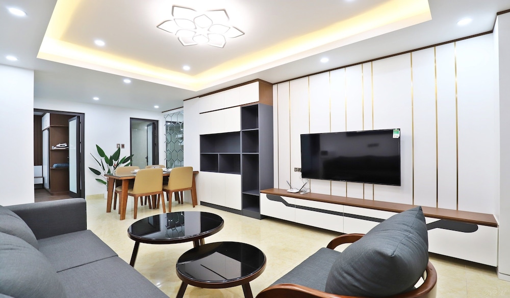 Xuan La Apartment