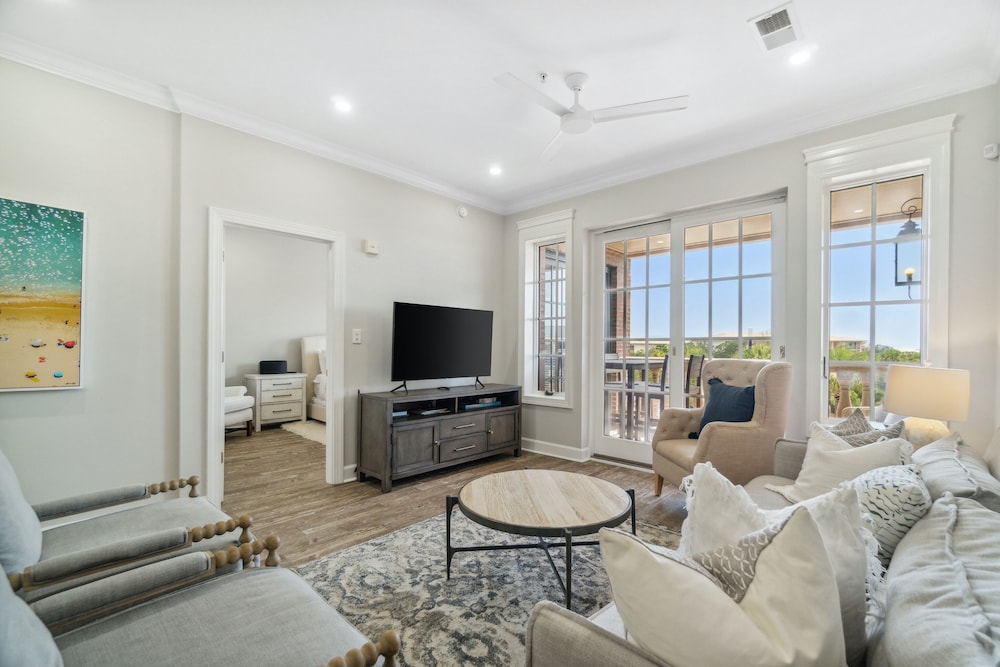 Village of South Walton by Panhandle Getaways