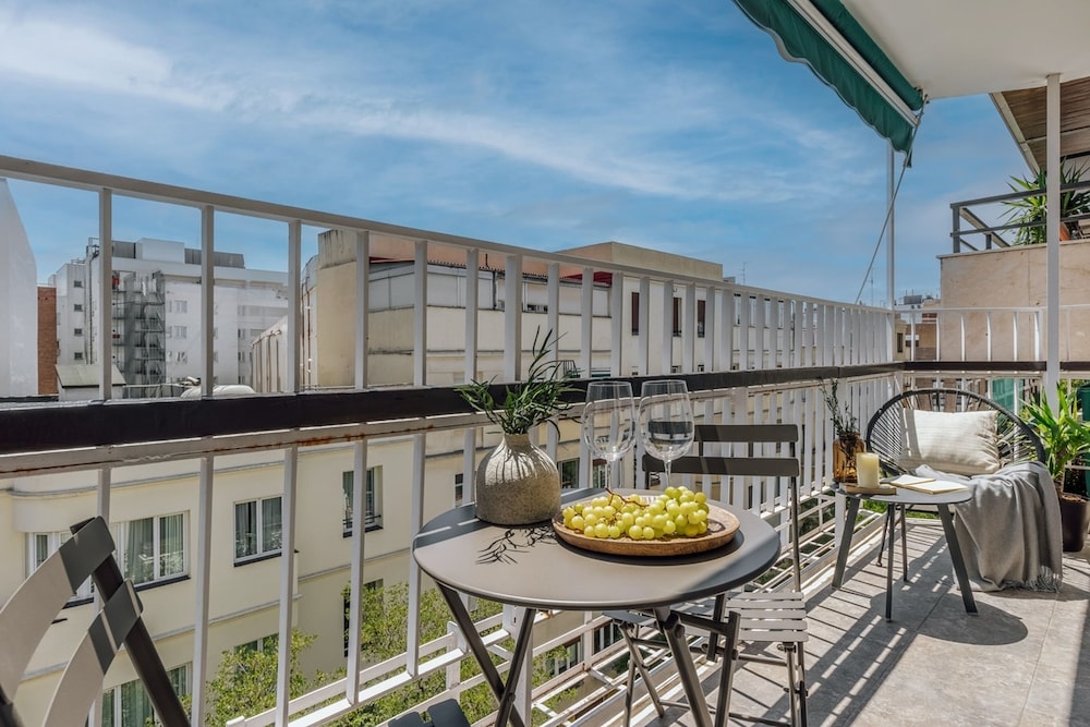 Kiin - 3 Bedrooms and Terrace in Goya