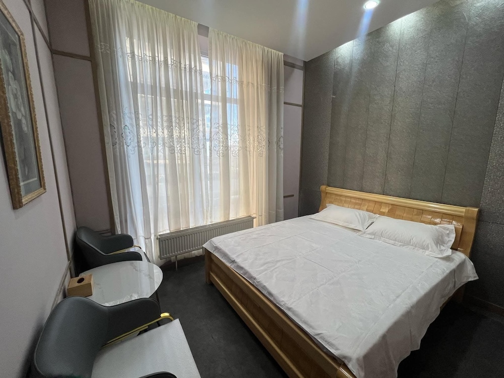Elite Guest House