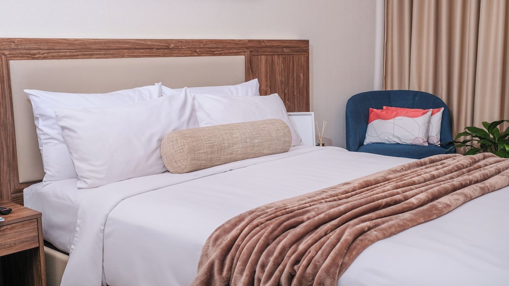 City Getaway in the Heart of Entertainment City