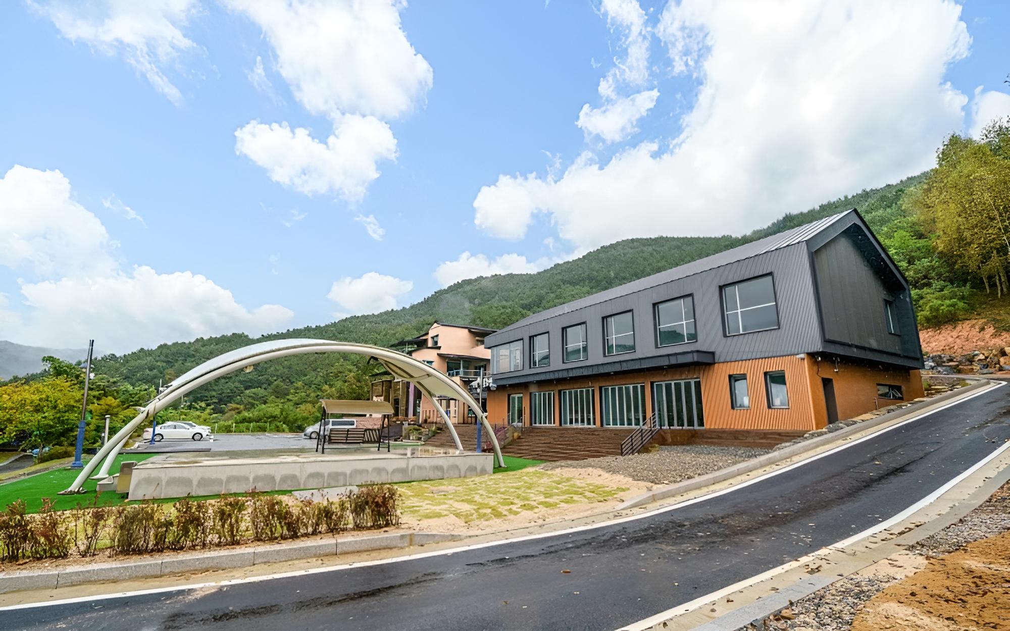Photo 26