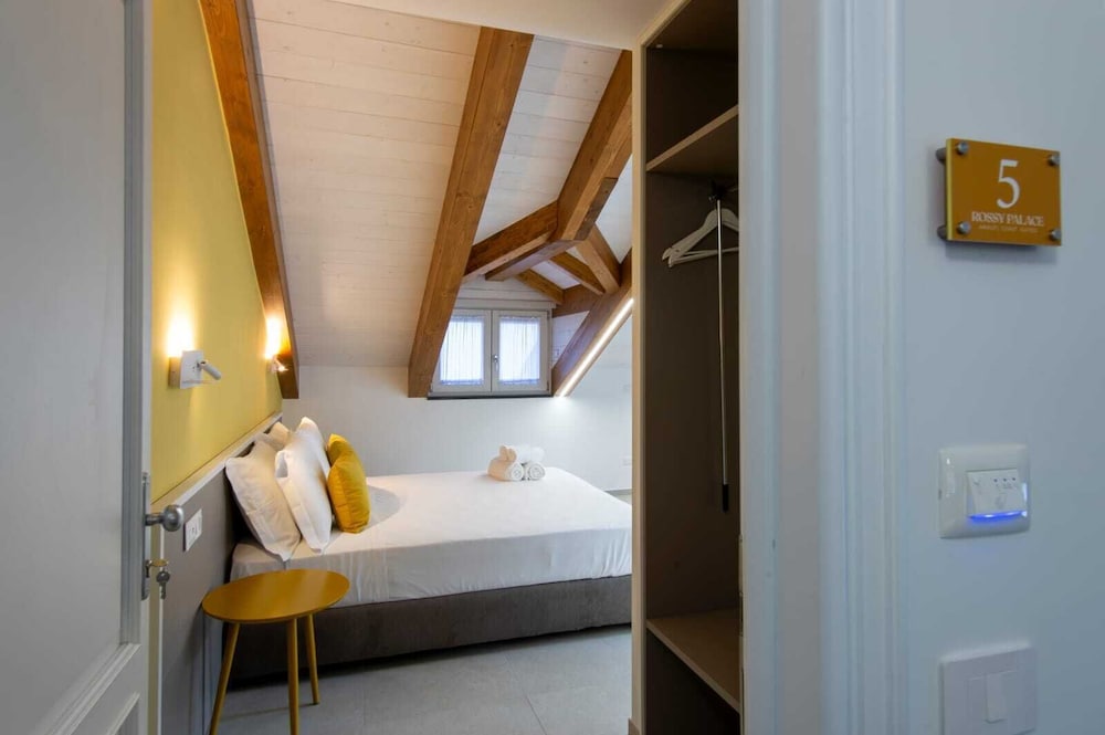 Rossy Palace Amalfi Coast Suites