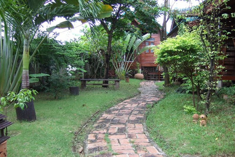 TR Guesthouse