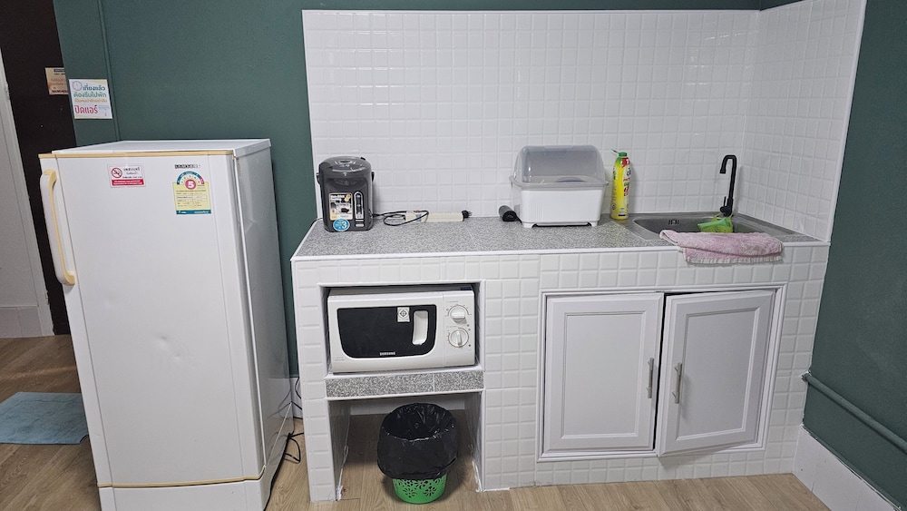 IMPACT Muang Thong Thani,daily rental room, Muang Thong Popular Condo C5