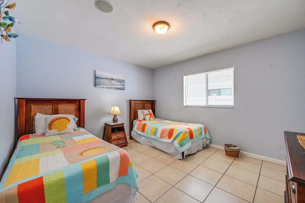 2 Mi to Beach: Naples Home w/ Pool!