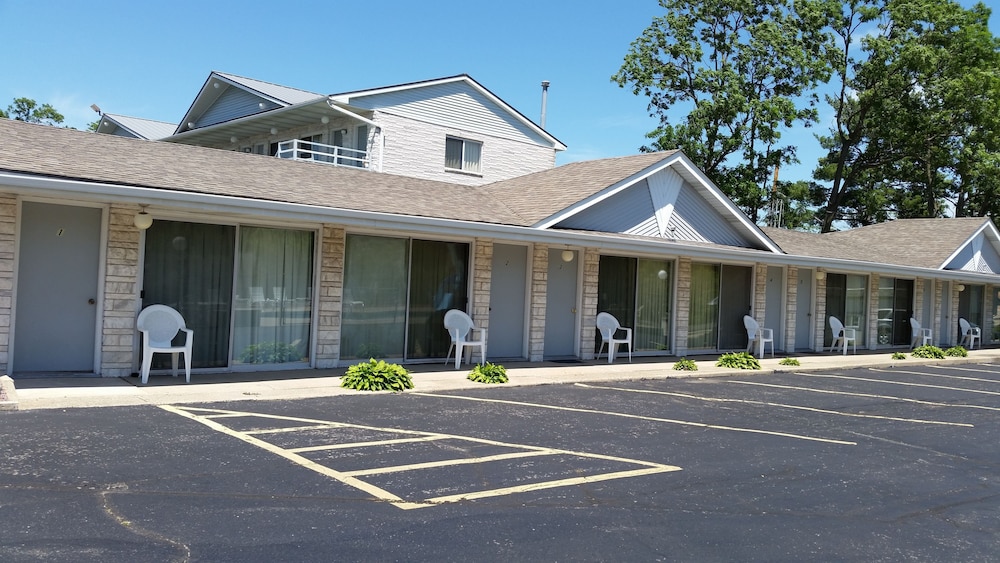 Surfside Motel
