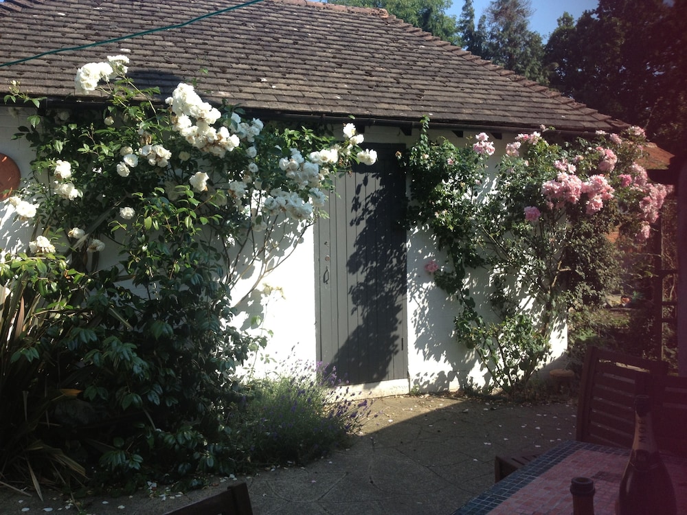 West End Lodge