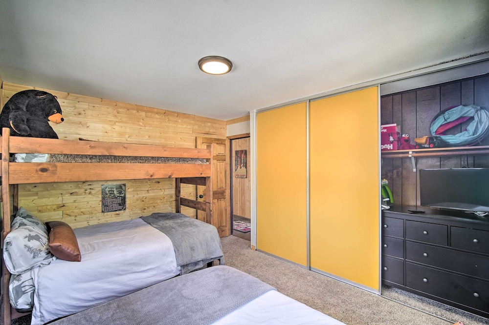 1 Mi to Slopes: Big Bear Lake 'alpen Haus' w/ Spa view 4