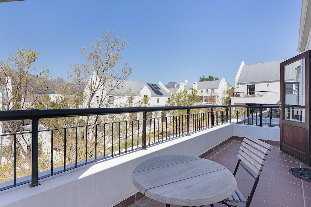 Winelands Golf Lodges at De Zalze