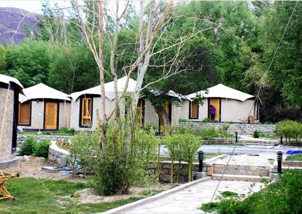 TIH Mystique Meadows Earth Homes