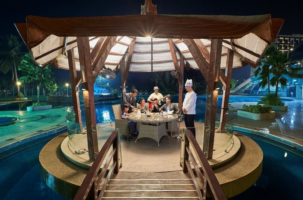 Eskay Resorts by muza