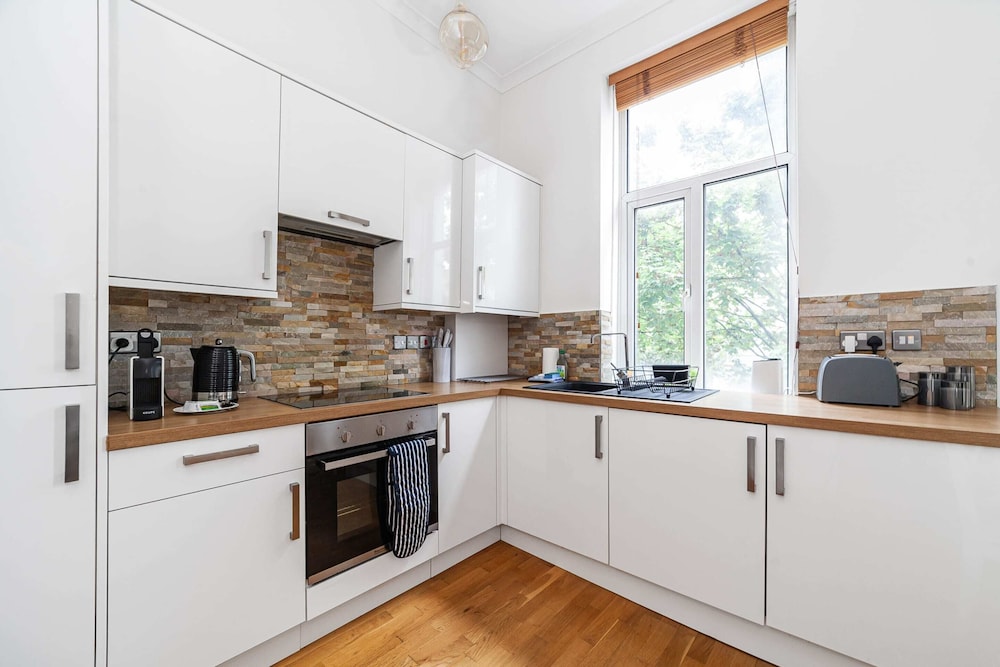 Period Flat in Islington With Modern Charm