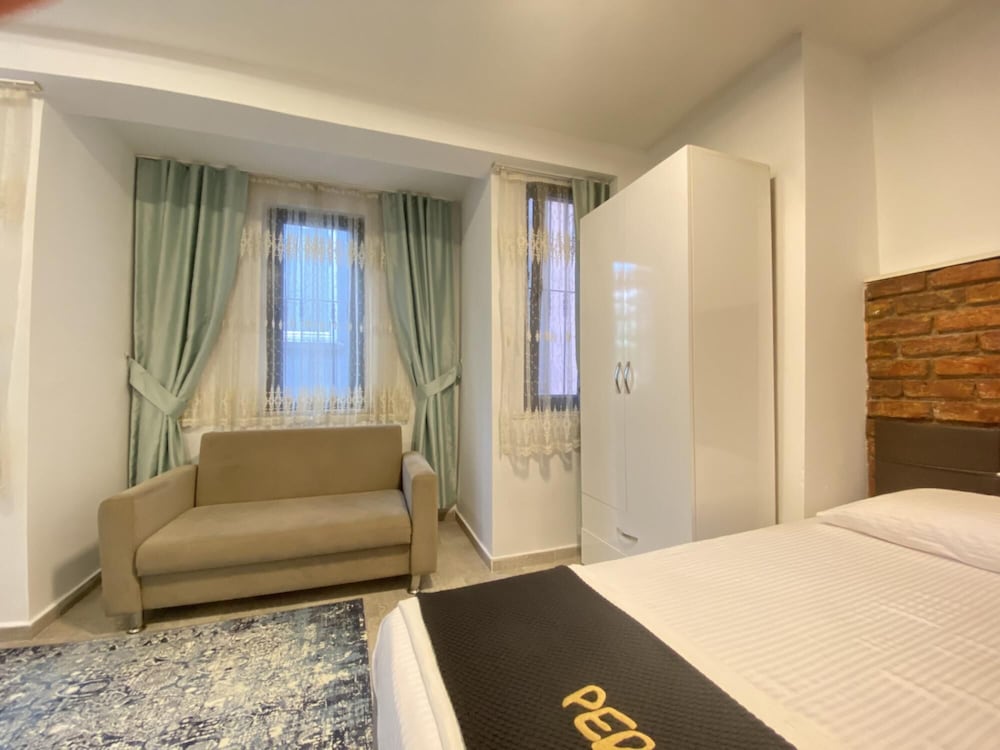 Comfy and Central Studio Flat Near Istiklal Street