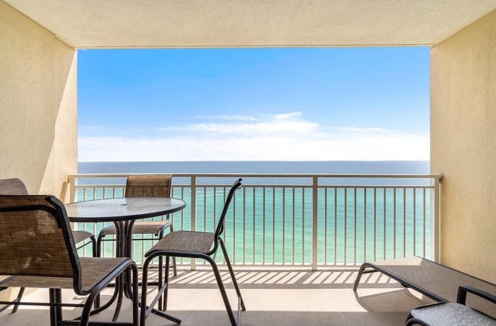 Emerald Beach 1631