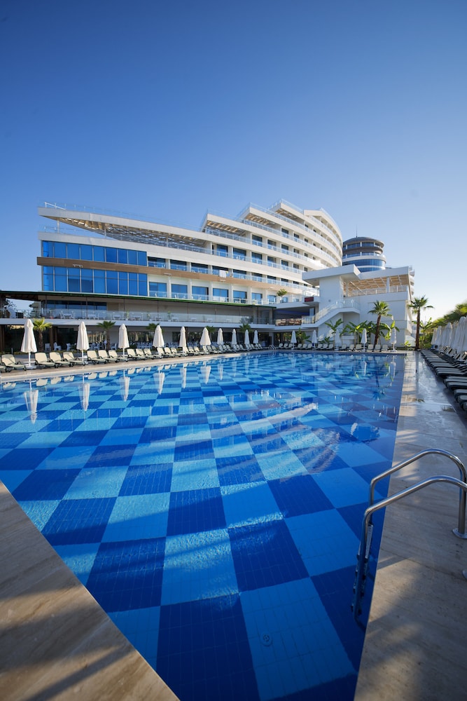 Raymar Resort & Aqua