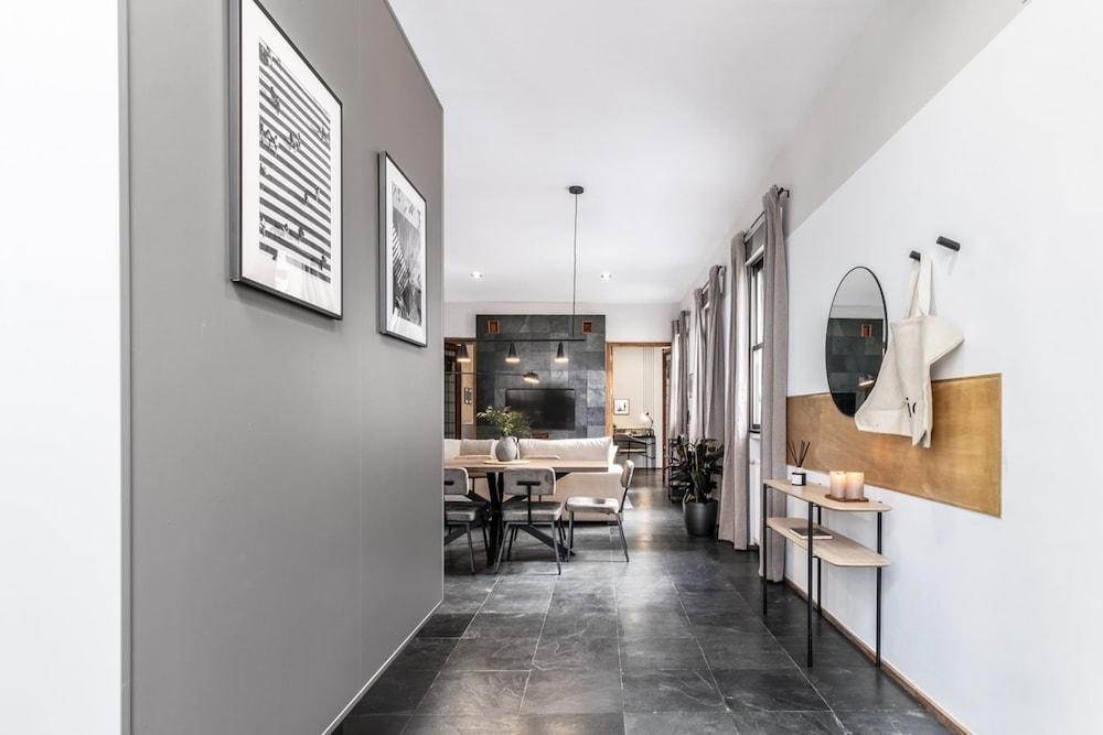 Monroe - 2 Bedrooms in Chueca