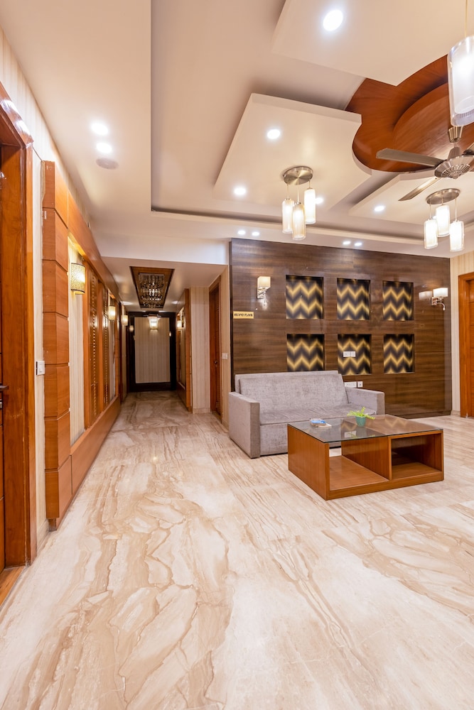 The global hotel by golden place