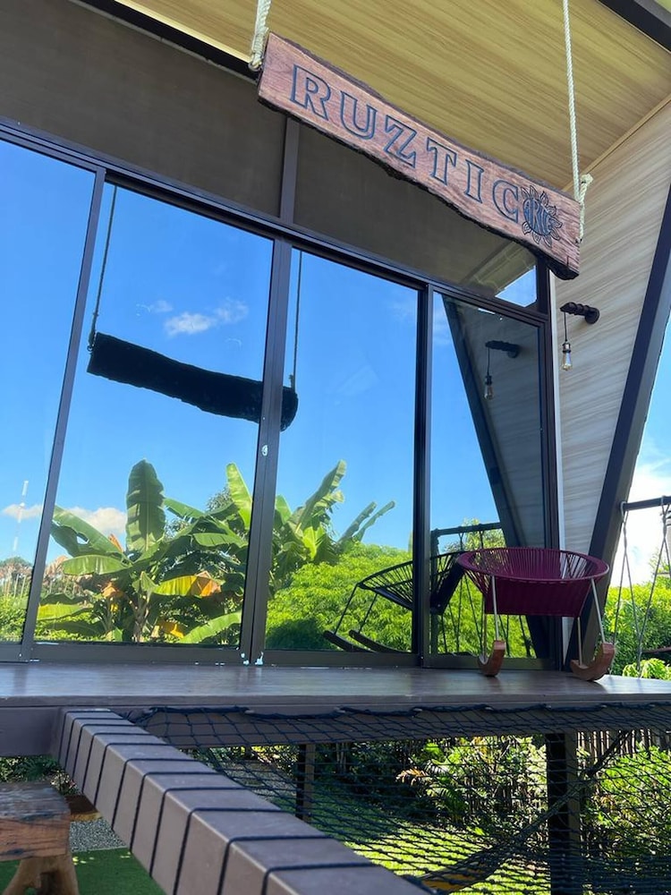 Luxury Glamping in Ruztico