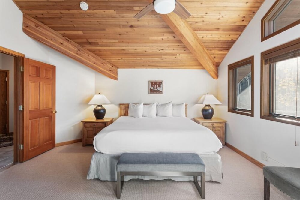6 - Three Bedroom Ontario Lodge 3 Condo