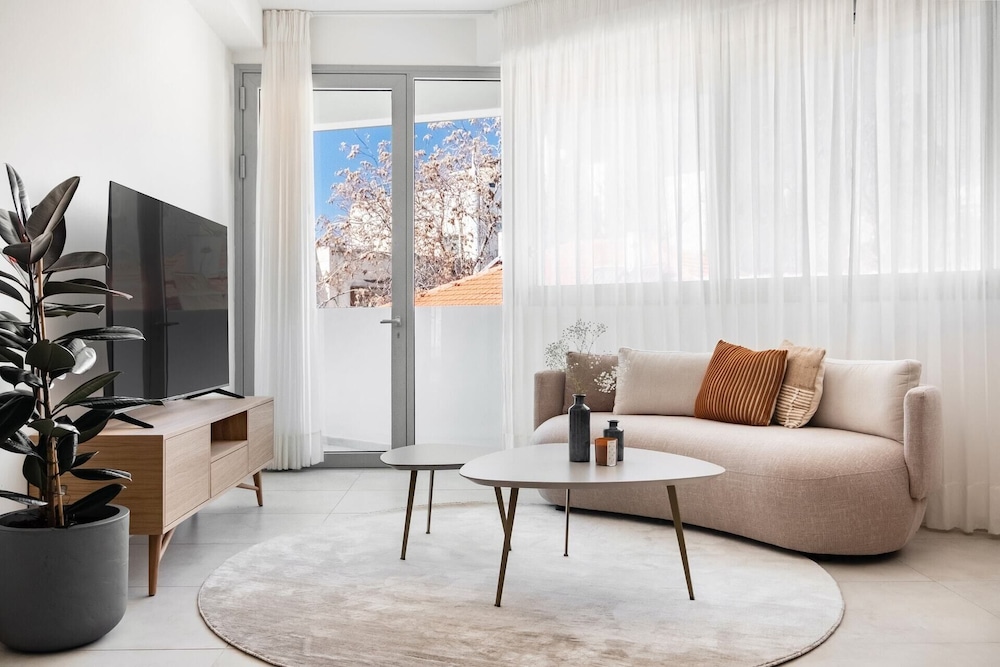 KG4 LUX Apartments
