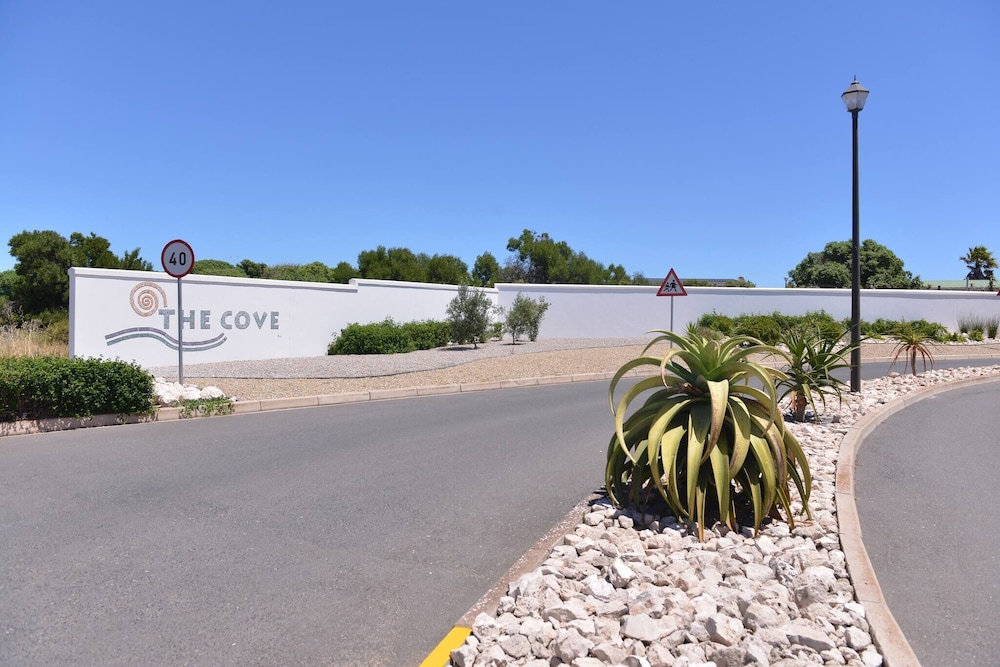 Pelican Cove is a Modern 4-bedroom Holiday Home in Langebaan With Some Sea Views