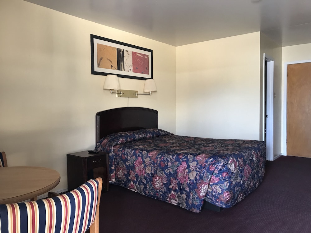 American Inn by OYO Colorado City I-20