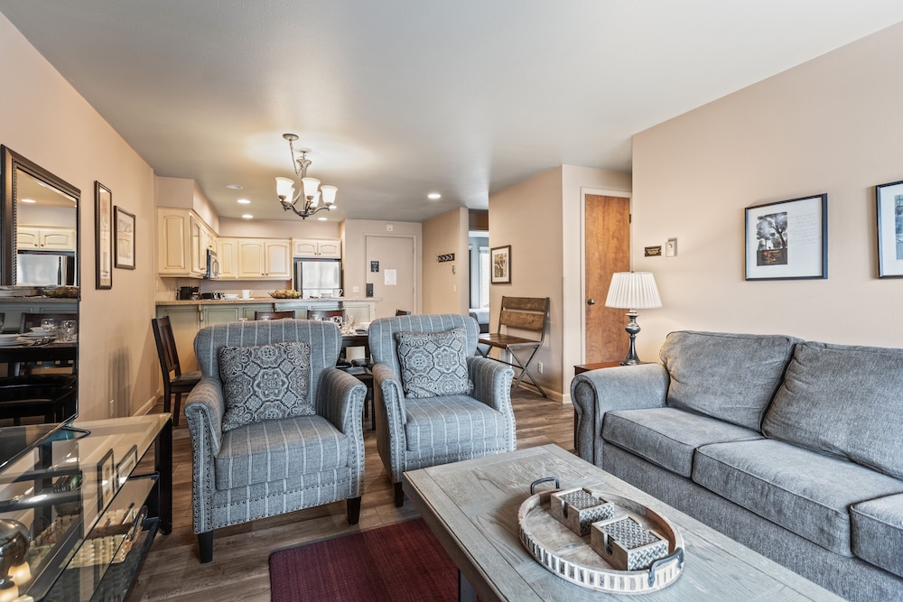 Park City Ski Resort - Snow Flower Vacation Homes