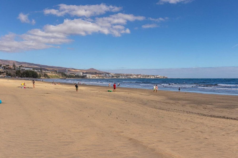 Renovated Apartment by the Sea in Playa del Ingles