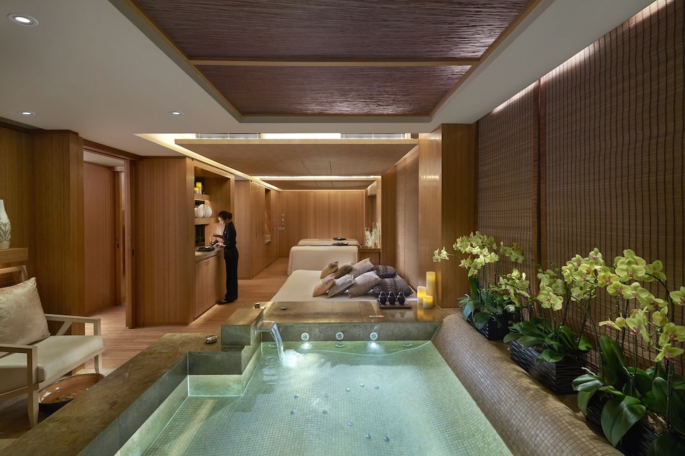 The Landmark Mandarin Oriental, Hong Kong