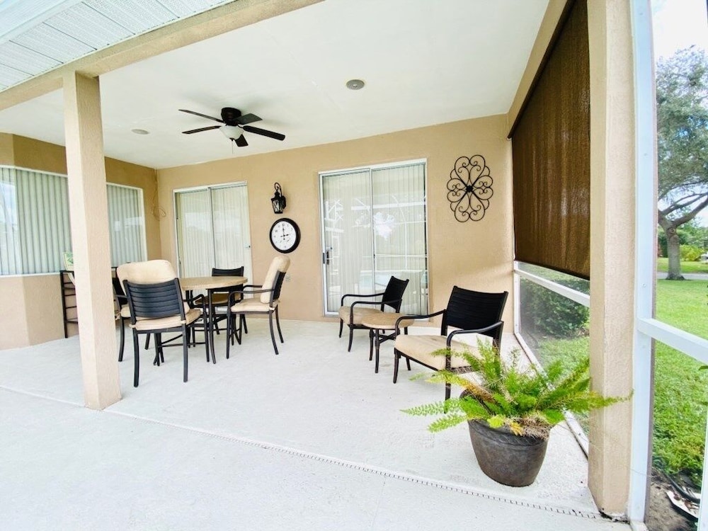 Southern Dunes Golf Views! 5 Bedroom Home by RedAwning