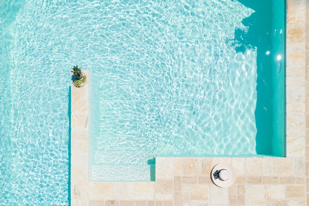Bee Tree Villa in Corfu