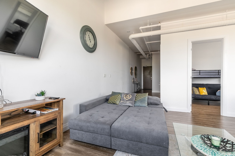 GLOBALSTAY. Dundurn Lofts. Free parking. Gym, photo 126